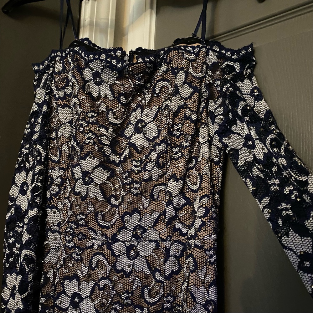 ๐ฅ๐พ Xscape New Sparkle / Lace Overlay Formal Dress Navy White Silver 6 - Picture 5 of 17